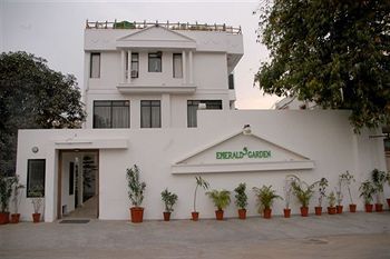 Emerald Garden Club Ltd. Hotel Jaipur Ngoại thất bức ảnh